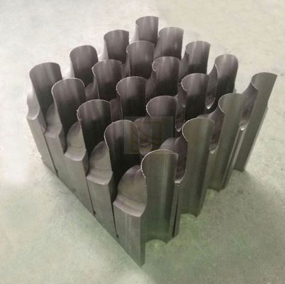 MO-005 قالب گیری تزریقی